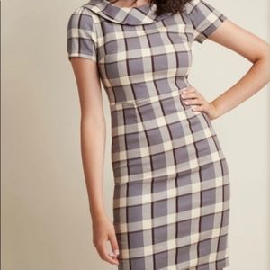 Modcloth Liza Luxe Retro Plaid Sheath Dress